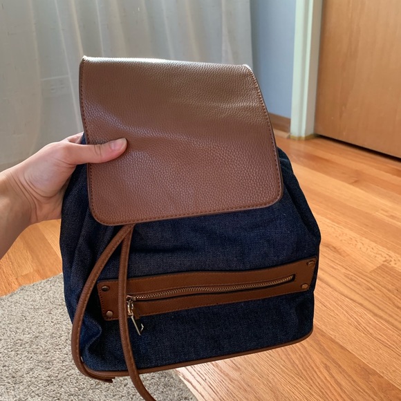 3 backpack 🎒 - Picture 4 of 7